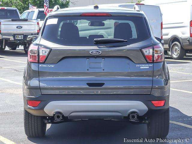 2017 Ford Escape Titanium 4dr SUV